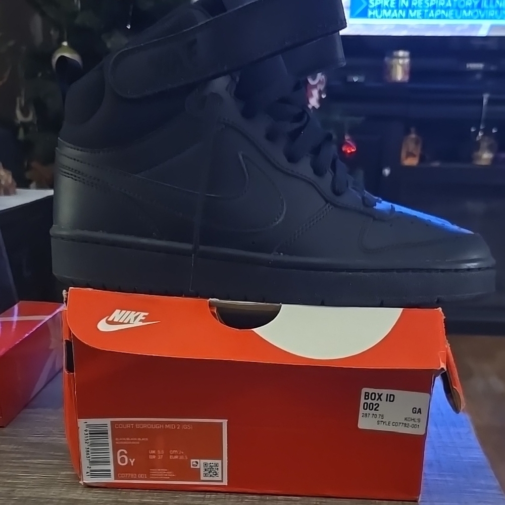 Nike Court Borough Mid 2 Black Sneakers